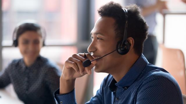 Medicaid representative helps member by phone